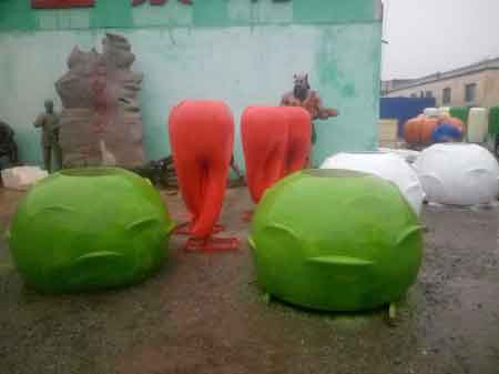 聚脲噴涂機的優(yōu)越性(圖1) 聚脲噴涂機的優(yōu)越性